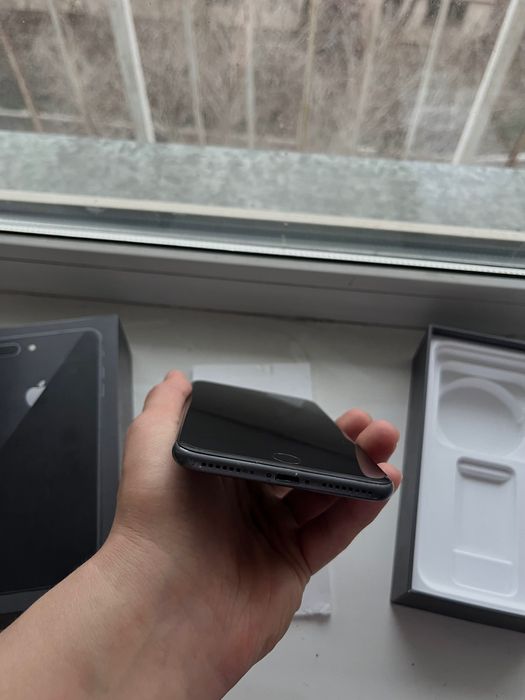 iPhone 8 Plus (8+) Отличное Состояние