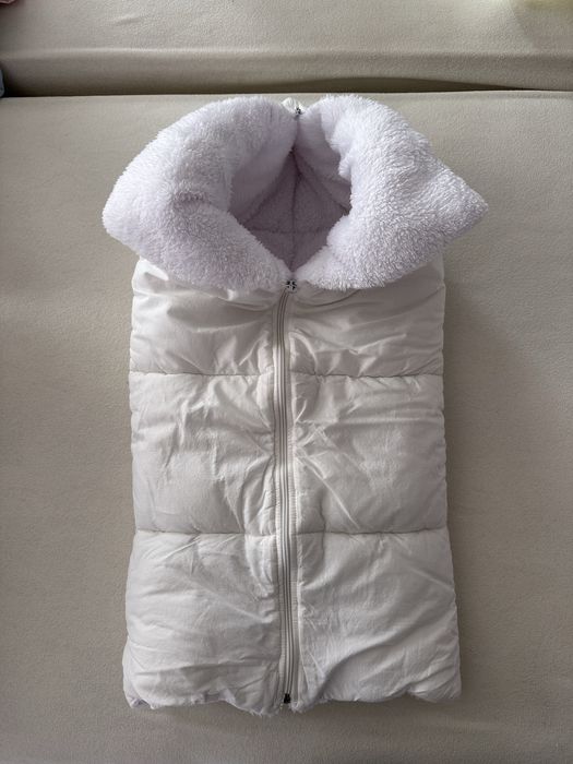 Порт/чувалче/одеало за бебе бяло