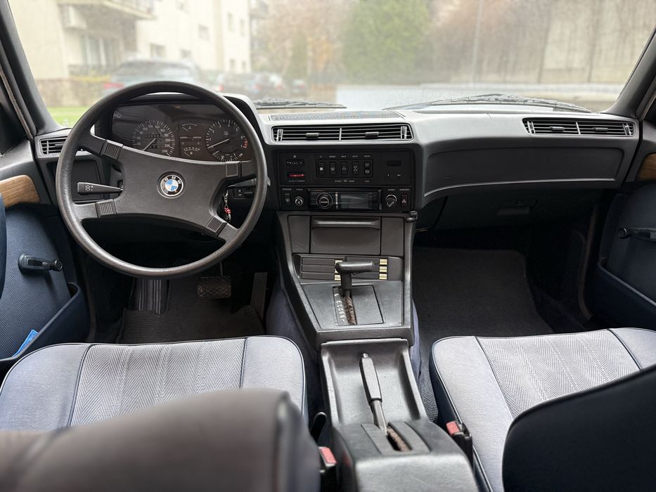 Vand BMW E23 728iA vehicul istoric