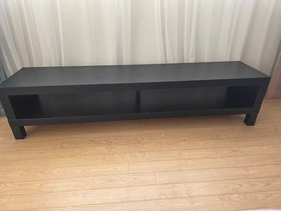 Тумба под тв, в идеальном состоянии Икеа