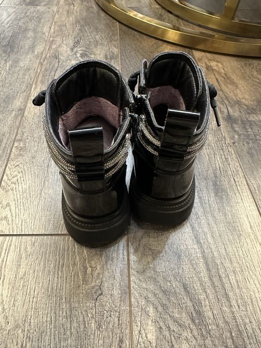 Детские осенние ботинки