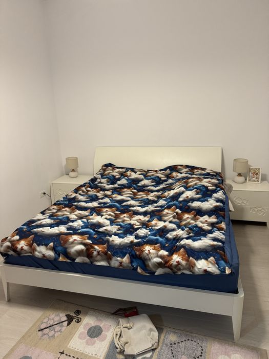 Dormitor lemn masiv ( achizitionat din Italia ) saltea inclusa noua **