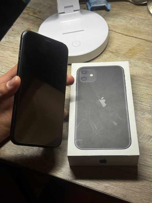 Айфон 11 128гб идеал