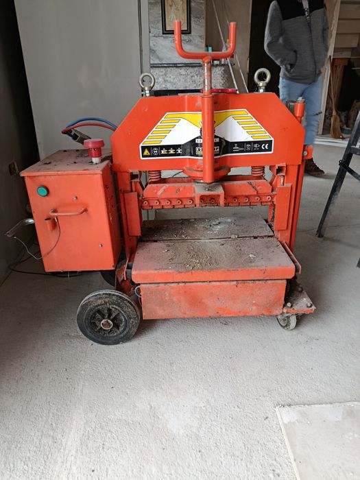 Taiator de pavaje piatra