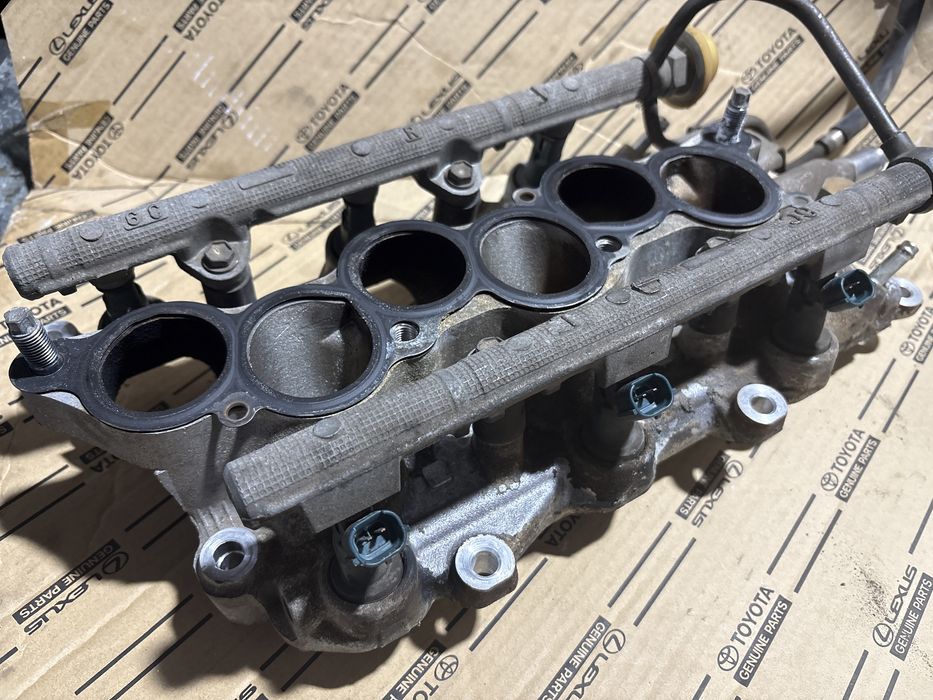 Форсунки Toyota 1MZ-FE 3.0 V6 Оригинал