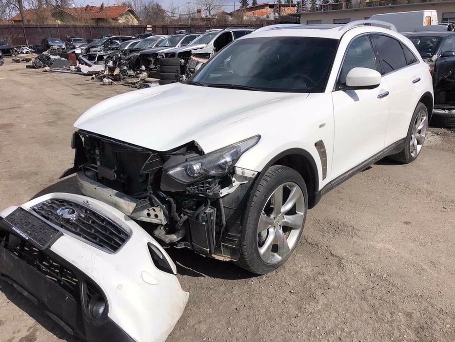 Infiniti Fx 30 3.0 D НА ЧАСТИ