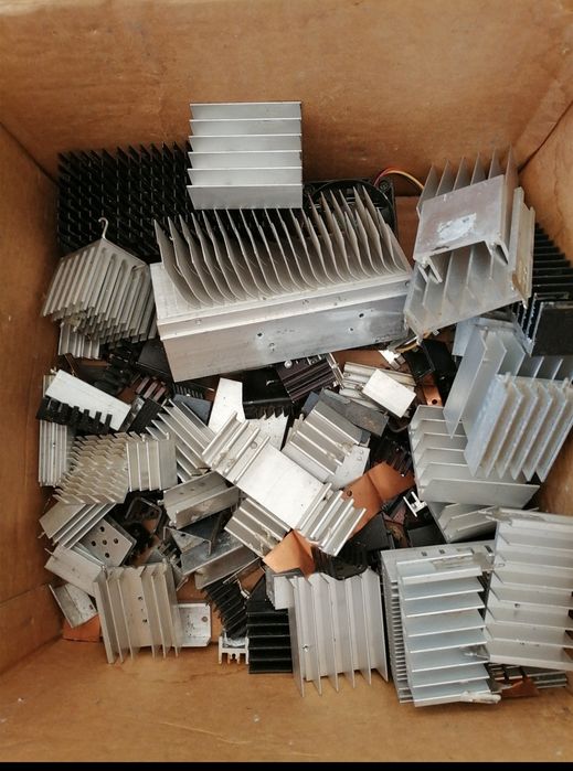 Radiatoare(racitoare)coolere/aluminiu/amplificator/statie/laptop