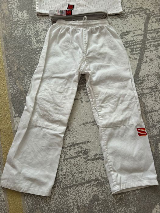 Кимоно (дзюдоги)