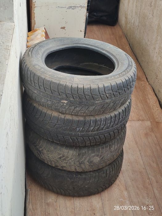 Продам покрышки Michelin