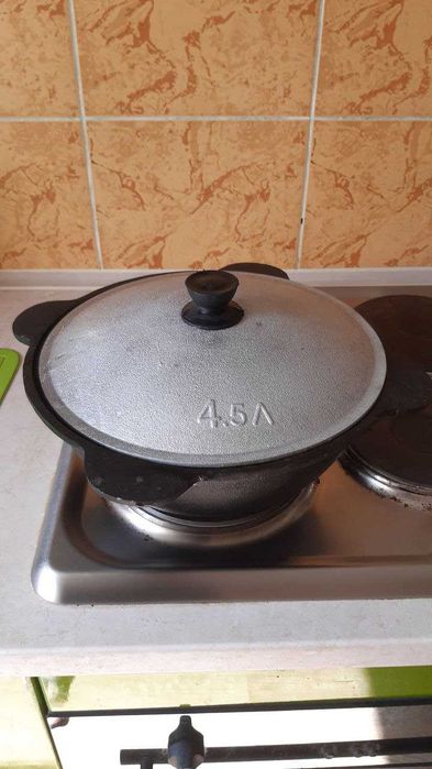 Чугунный казан 4.5 литра