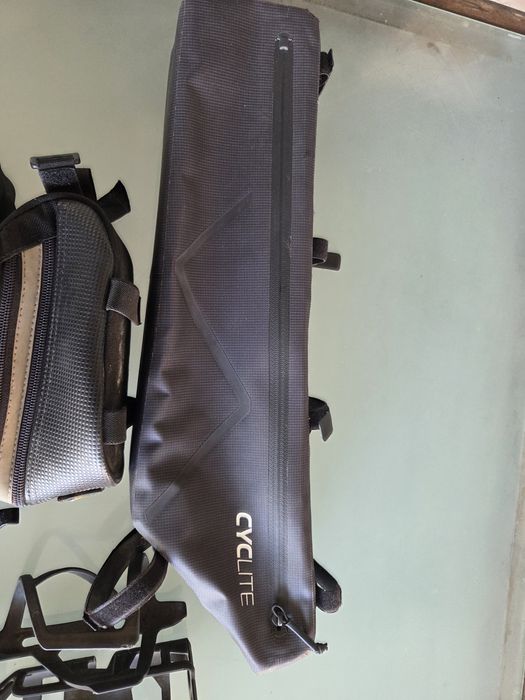 Geantă bicicletă cyclite,suport bidon apă elite ,topeak,cube acid