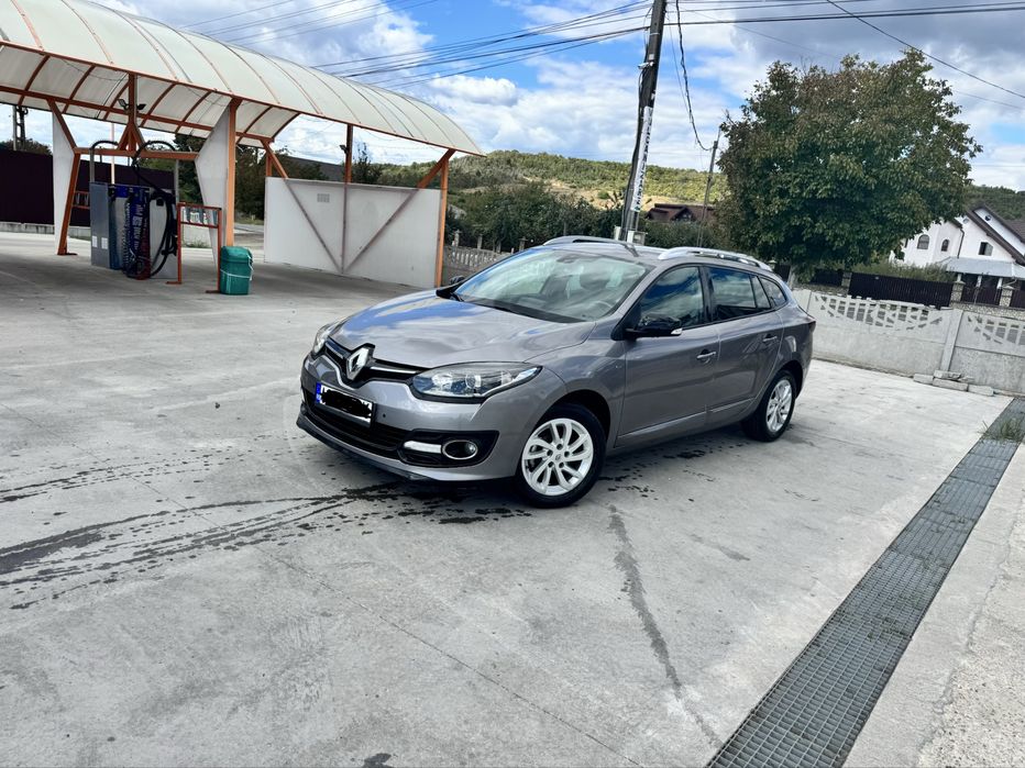 RENAULT Megane