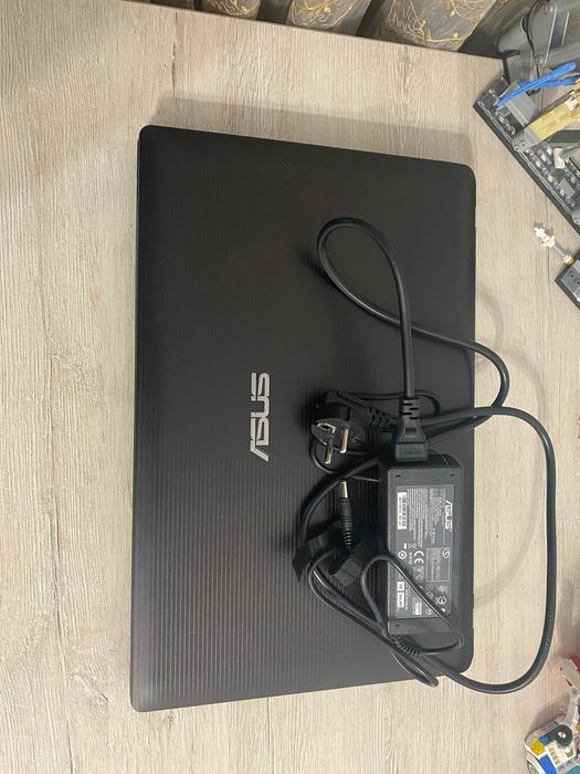 Ухоженный металлический ASUS intel core i3