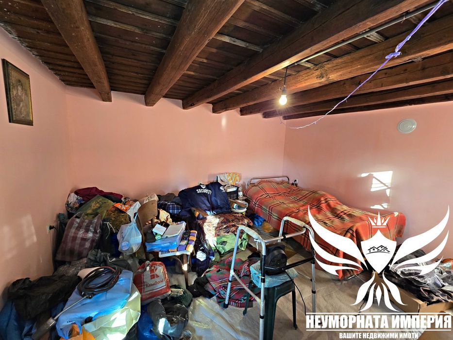 Двуетажна вила/къща 80РЗП в 400кв.м двор в с.Дълбок Извор