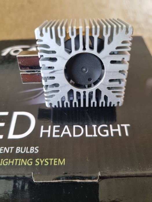 Лед D1S  Led headlight 40000люмен страшно светят
