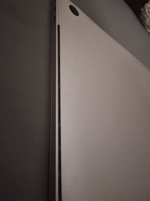 Лаптоп в отлично състояние – бърза продажба