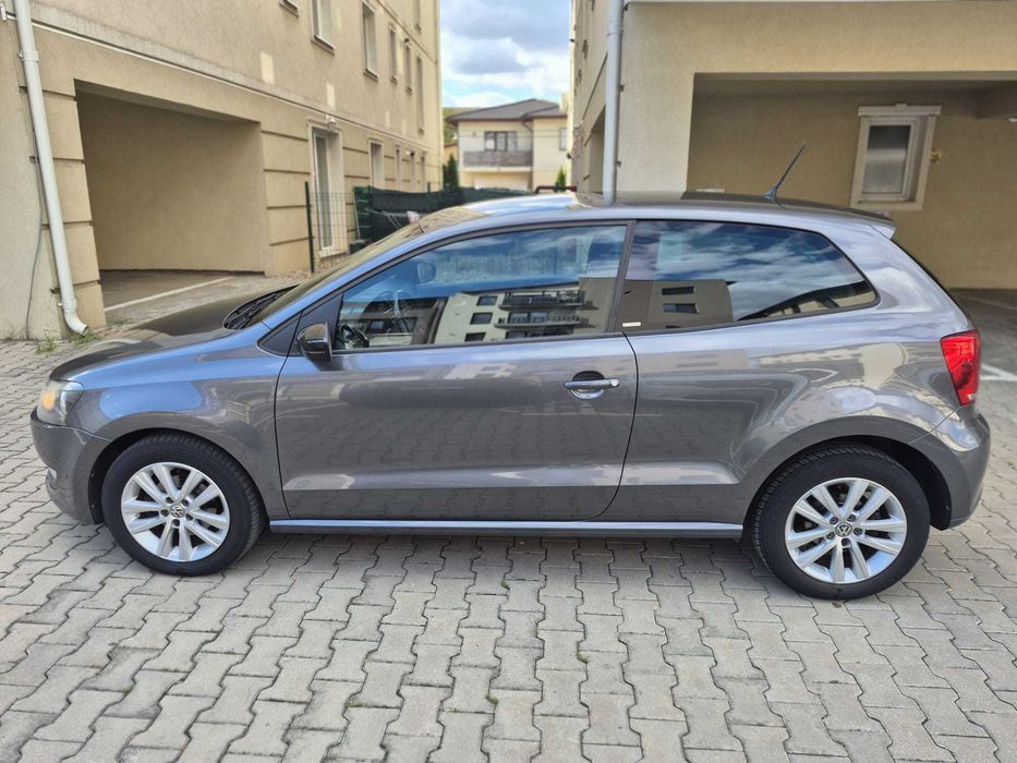 VOLKSWAGEN Polo 2011 — imagine 2