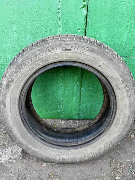 Продам летню резину 175/65/14
