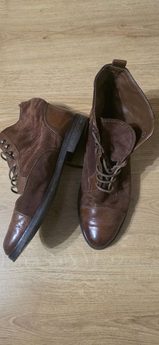 Продавам Дамски Боти от Естествена Кожа.