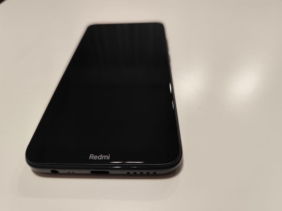 Мобилен телефон Xiaomi Redmi 8  32