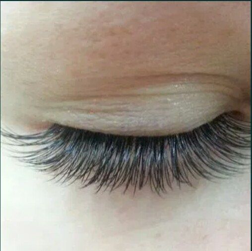 Наращивание ресниц.