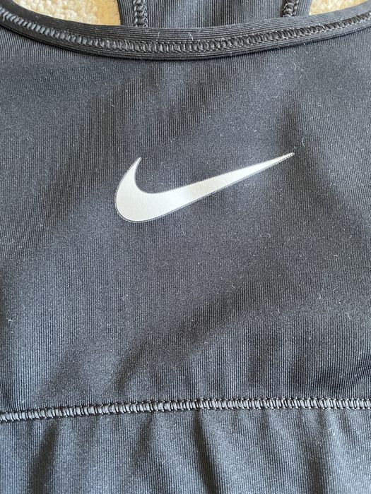 Nike бюстие, ново ХS