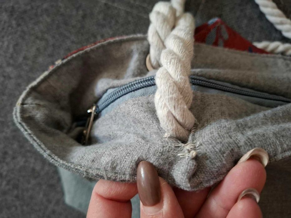 Geanta tip sacosa