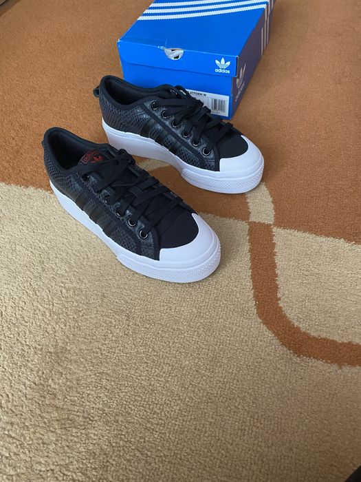 Дамски кецове Adidas Nizza Platform