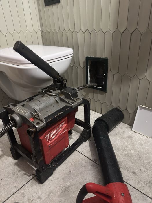 Desfundare Canalizare Bragadiru Ilfov | Desfundare cu Presiune | Inspecție Video | Desfundare Țevi cu Șarpe Electric | Non Stop