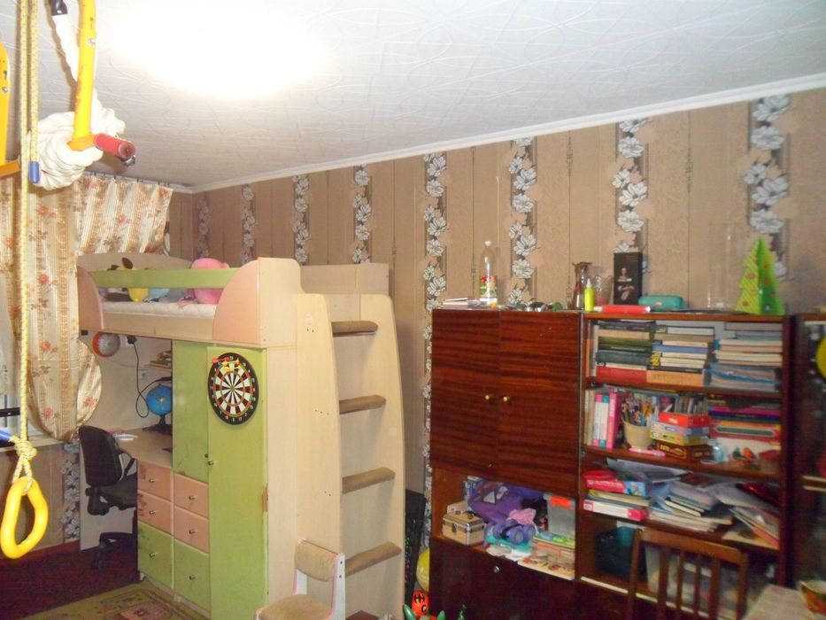 Продам квартиру в хорошем тихом районе