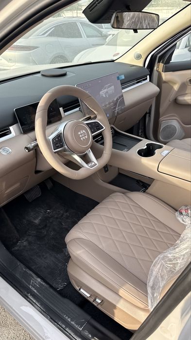 Dongfeng E5 Plus PHEV гибрид общий запас хода 1400км