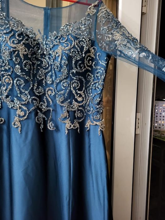 Платье вечернее на той