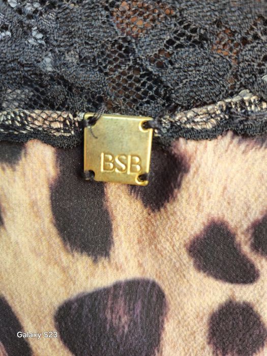 Top ocazie damă, material dantela cu voal