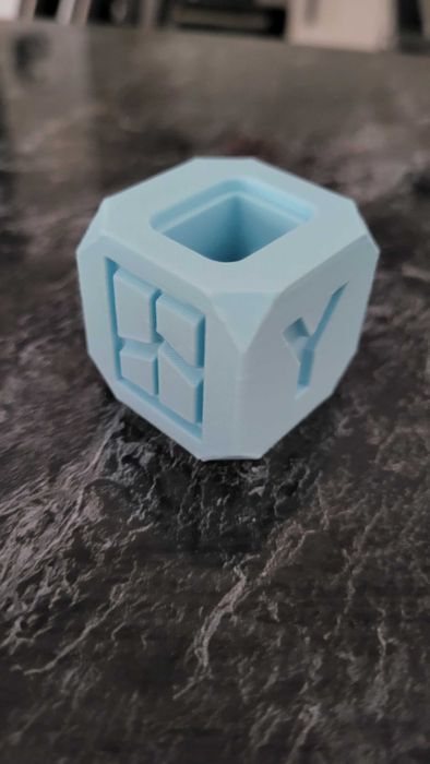 Стойка за поставки плюс други неща