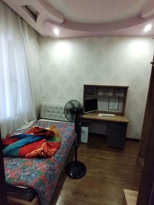 Arenda Yunusobod bodomzor hovli ijaraga ful komplekt 2 sanuzel 

6/1/2