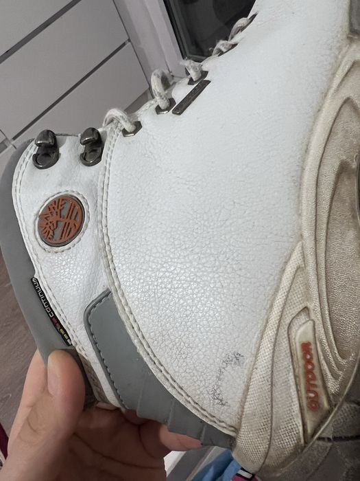 Продается кроссовки