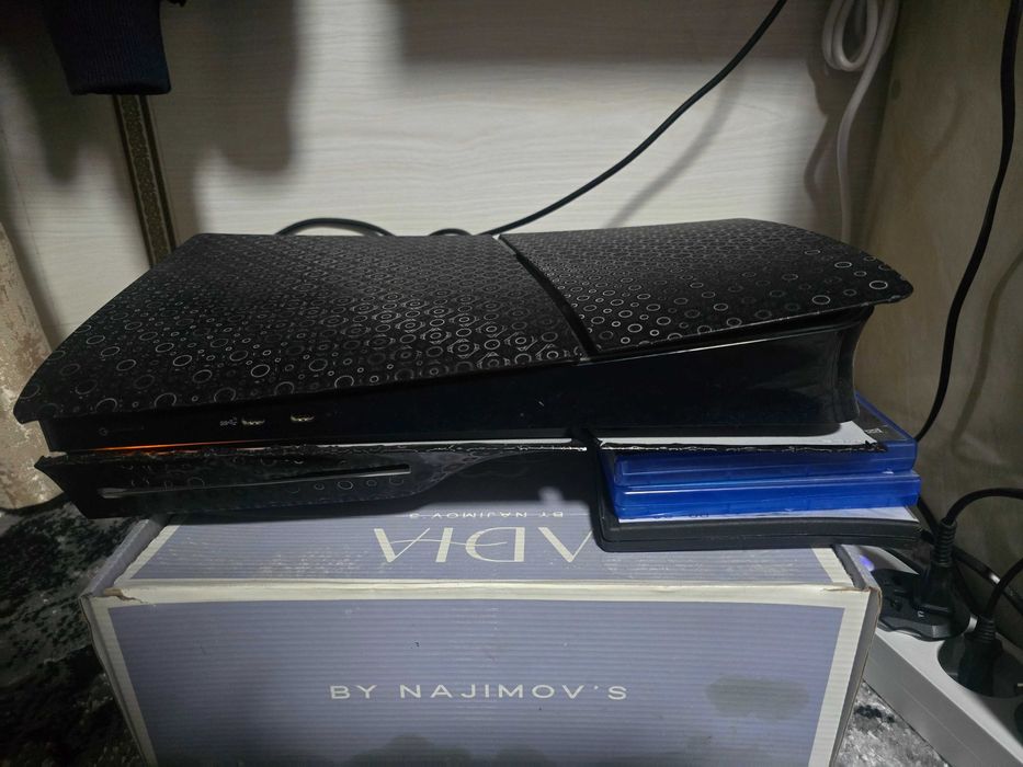 Playstation 5 slim diskavodli versiyasi