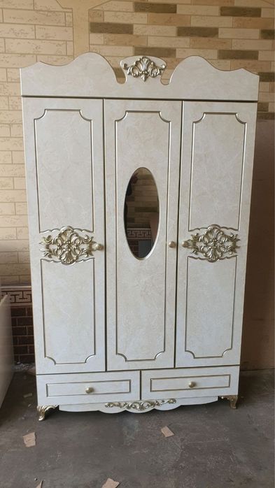 Детский мебель комплект