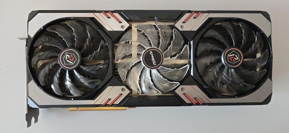 Видео карта Asrock 6800 XT Phantom Gaming, 16GB GDDR6 AMD Radeon