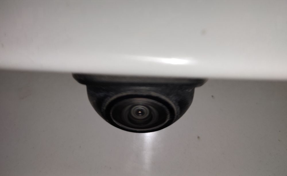 Monitor sotiladi (spark avtomobili uchun)