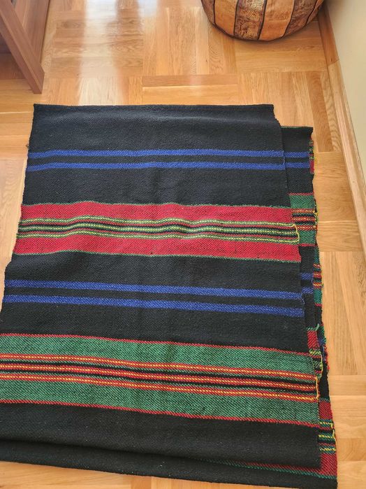 Ръчно тъкани вълнени черги