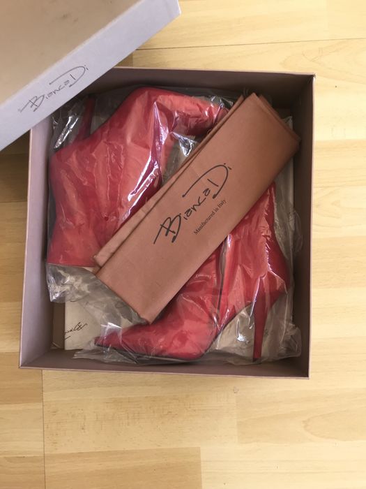 Велурени боти”BIANCA DI” перфектни.