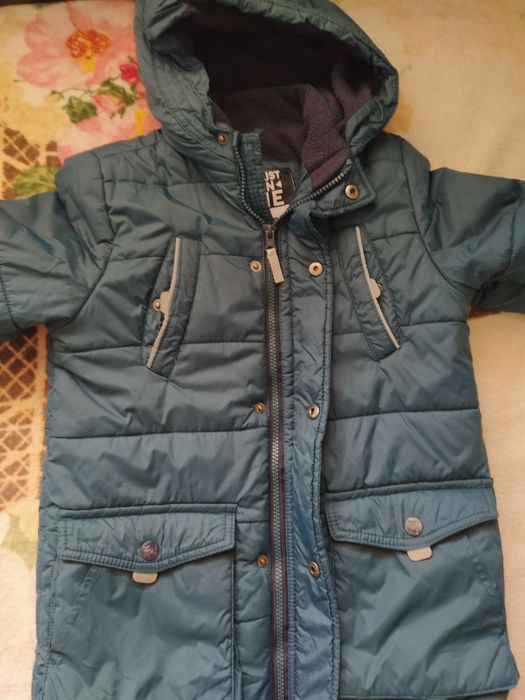 Зимно яке в маслено зелен цвят