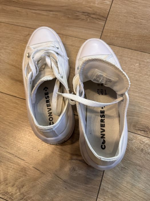 Converse albi cu platforma