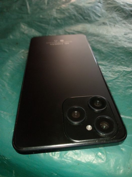 Yangi telefon sotiladi holati ideal yaqinda olingan