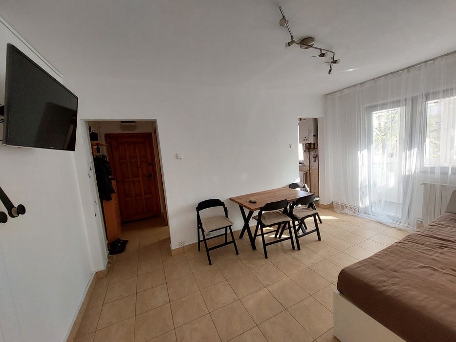 Proprietar ofer spre  inchiriere apartament cu 3 camere, zona Dacia