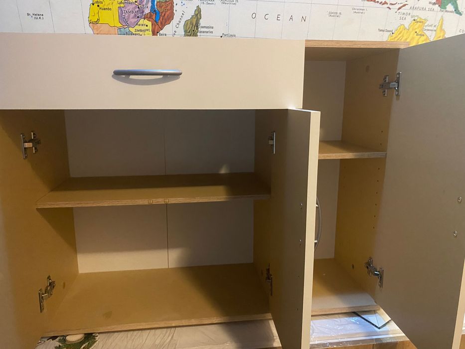 Бял скрин дъб сонома