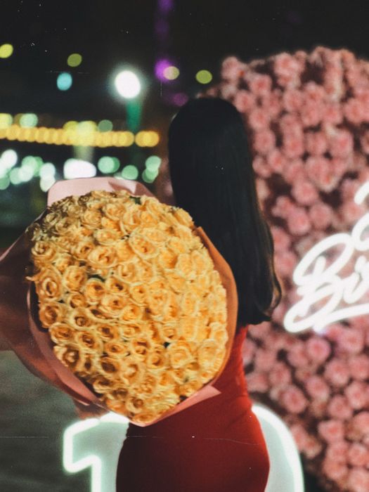 Продам 101 розу свежие