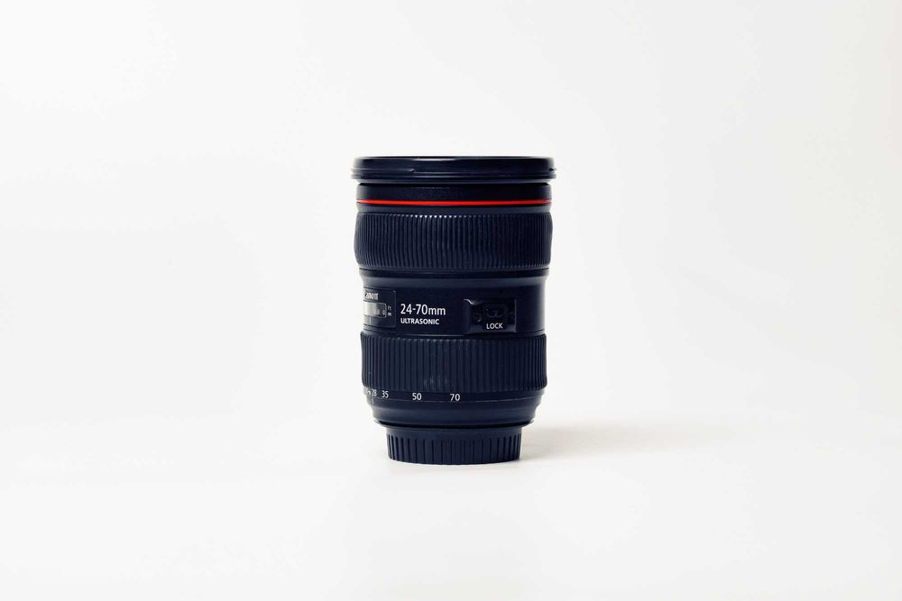 Canon 5D Mark 4 + EF 24-70 2.8 L II USM