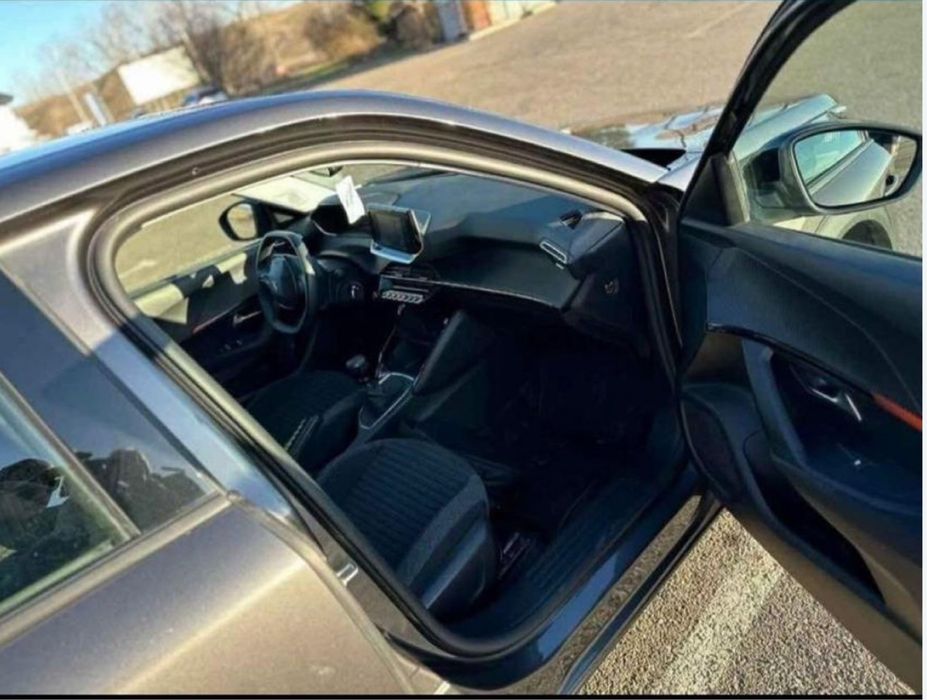 Inchiriez auto peugeto an 2023 ca noua
